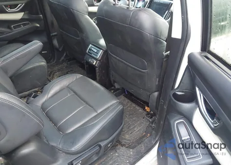 2019 Subaru Ascent Limited из США, поврежденный, VIN 4S4WMAPD6K3419383